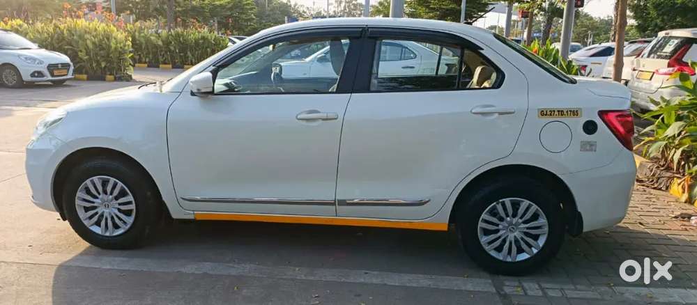 Maruti Suzuki Dzire 2022 CNG & Hybrids 64000 Km Driven