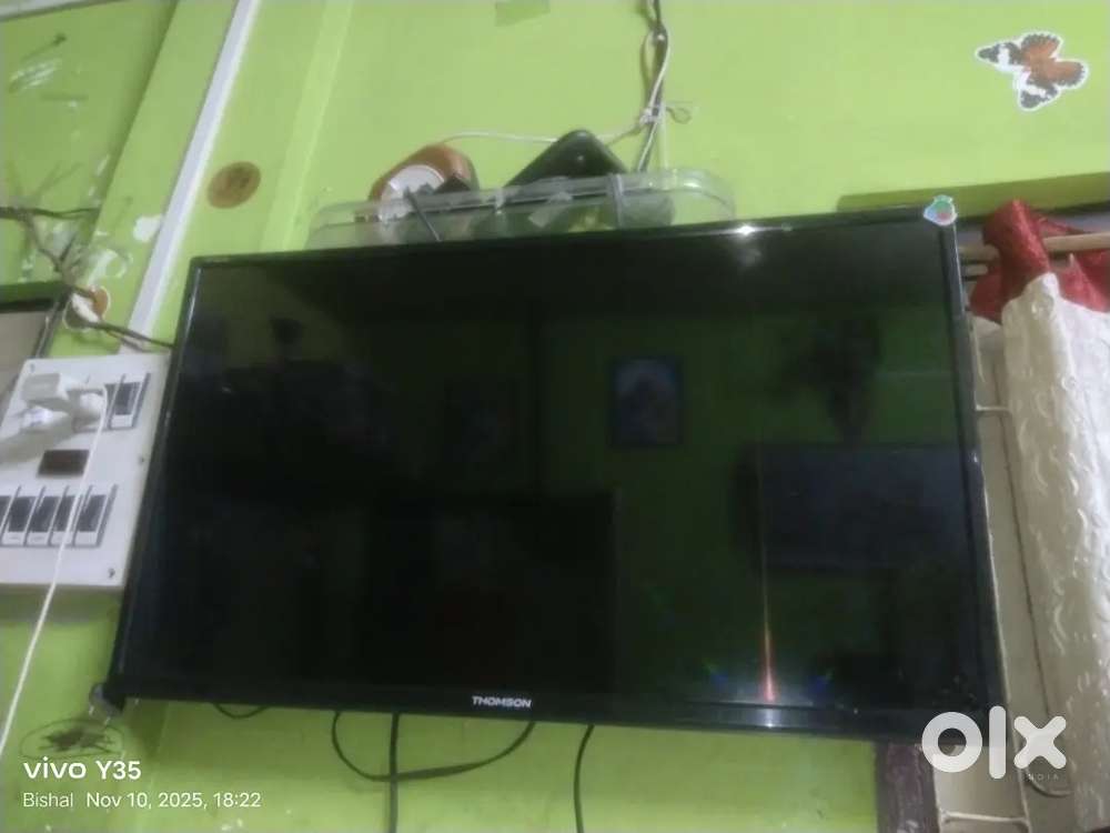 Thomson 43inc tv new model (one problem only picsart you )