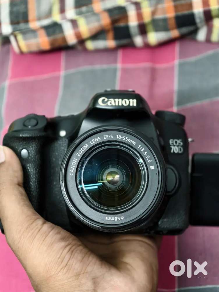 CANON 70D FOR Sale with KIT Lens and 64gb SD CARD