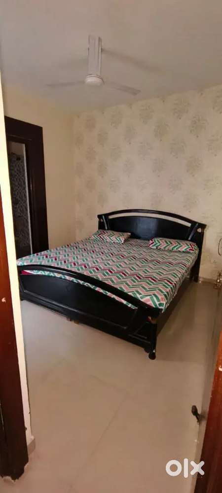 1bhk fully furnished indipendent flat