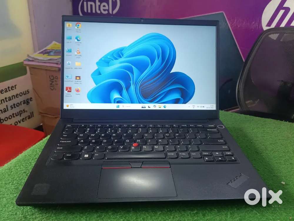 Lenovo ThinkPad E14 i3 11th Gen 8gb RAM 256gb SSD 14 inches Gud Wks