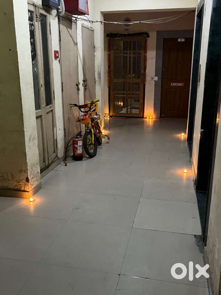 2BHK+ Study ROOM Flat for sale