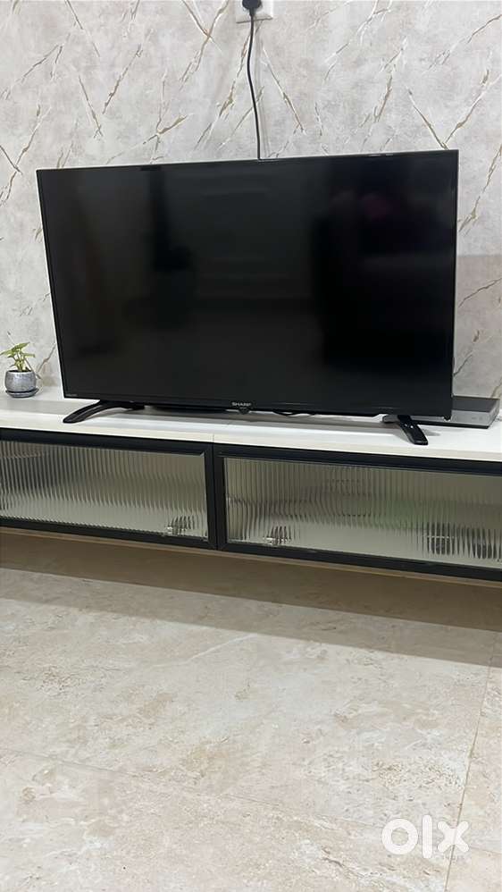 40 inch LED TV