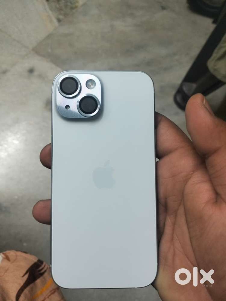 Apple 15 256 storage