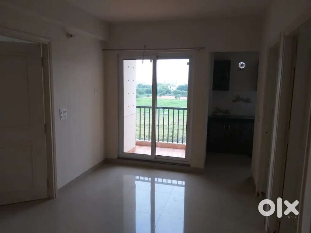 2bhk sami furnished flat available for sale