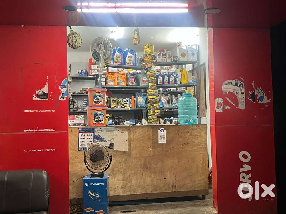 Automobiles shop for sale