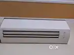 Daikin split ac 1.5ton 2022 under warranty working