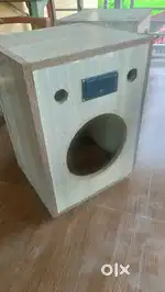 Speaker Box