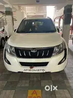 Mahindra XUV500 2016 Diesel 210961 Km Driven