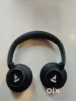 Boat Rockerz 450 Wireless Headphones with charger for Sale