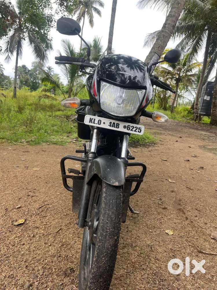 Honda shine 2011 model - Great deal