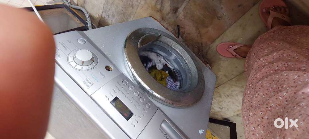 Lg washing machine 6.5 kg, fully automatic, 12 years