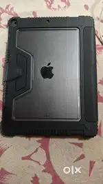 I pad 9th generation 256gb + Cover + Original charger + Pencil + Glass