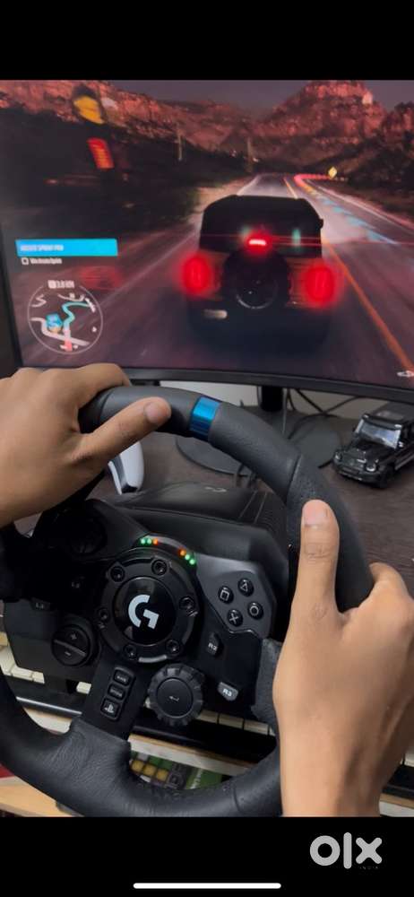 Logitech G923 Racing Wheel and Pedals & G923 Gear Shifter