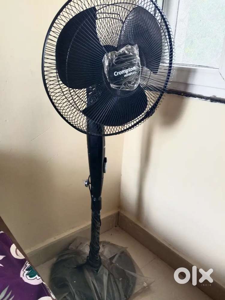 CROMPTON STAND FAN