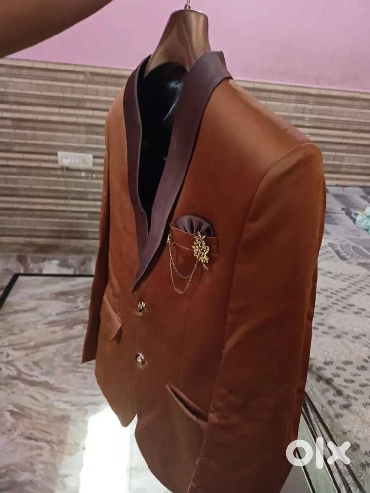 Wedding coat S size perfect for 152 CM person