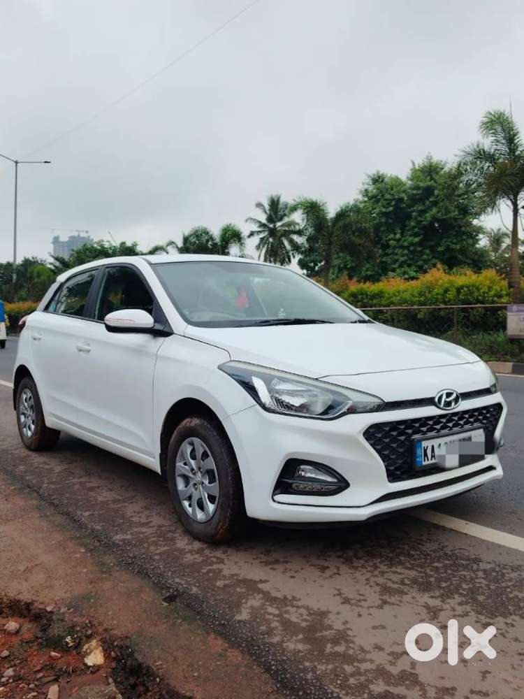 Hyundai Elite i20 Sportz (O) 1.4, 2019, Petrol