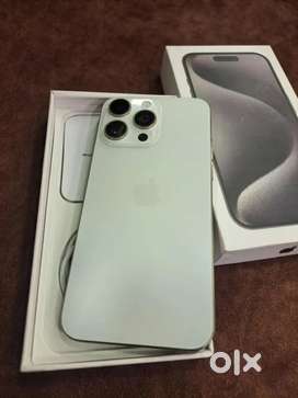 Iphone 15 pro max in natural condition with warranty and with 512gb