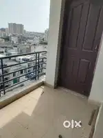 1 bhk flat good location on road society