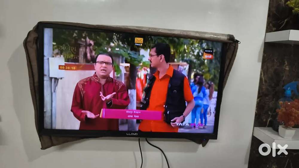 LLoyd Company Tv