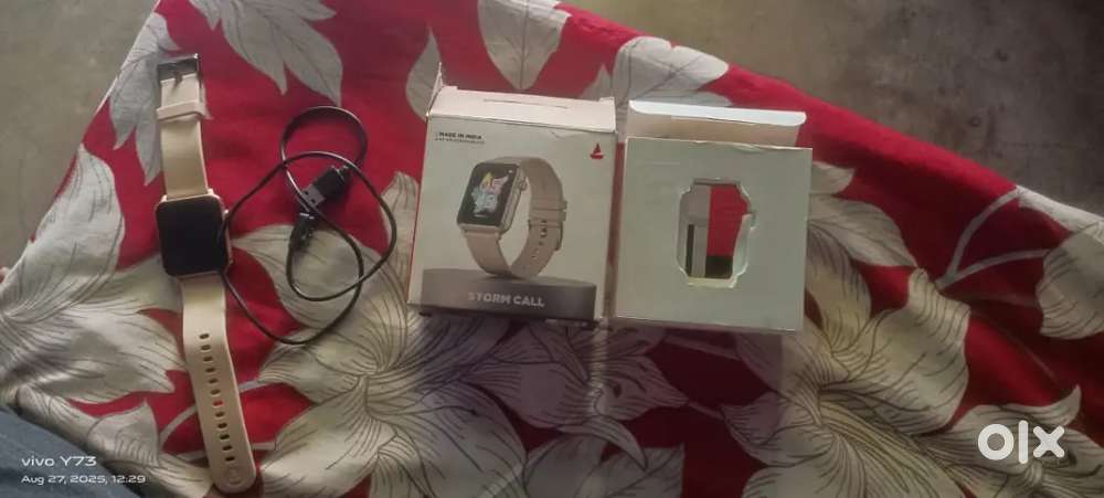 Boat smart watch blootooth colling