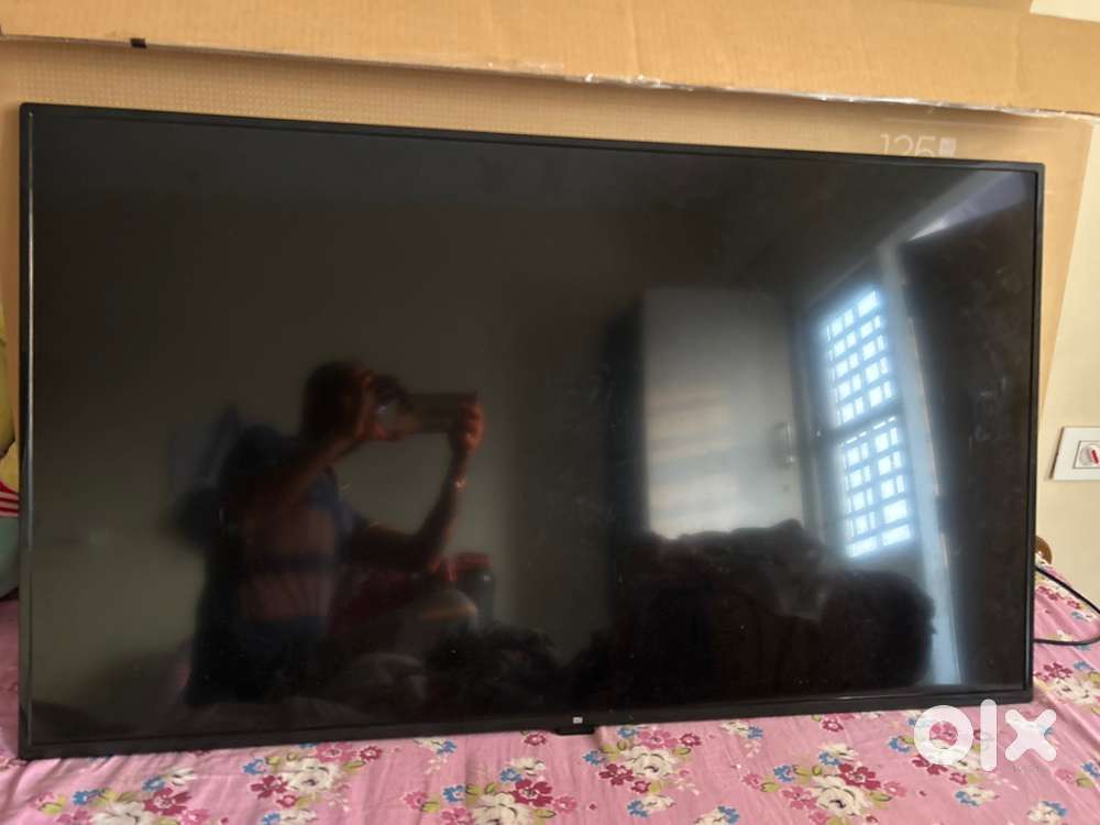 MI TV for sale