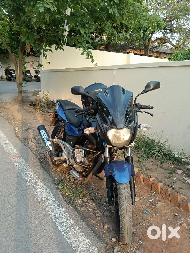 BAJAJ PULSAR 180 BLUE