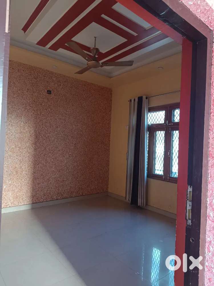 2 room set available for rent RK tent house road near Devi Mandir