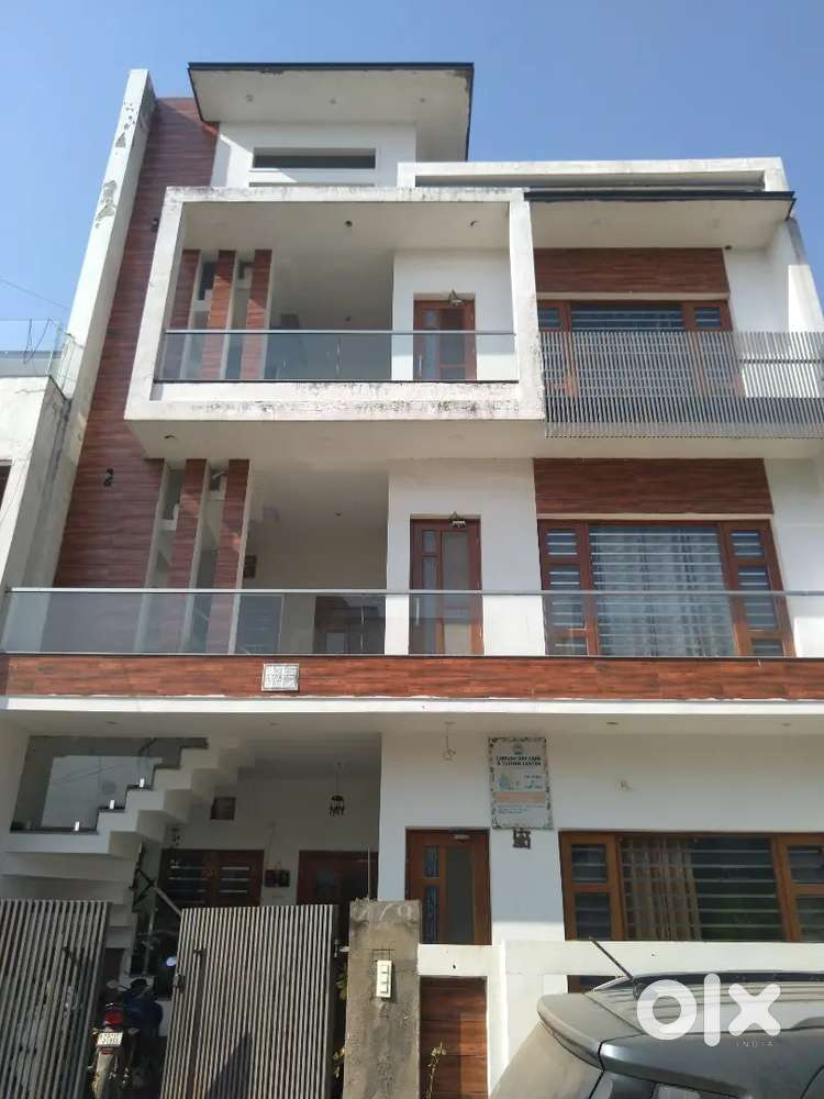 1BHK and 2BHK fully furnished for rent near Quark City, 8B, Sector 74