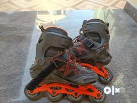 Skating shoes oxelo good size 9 money in needK