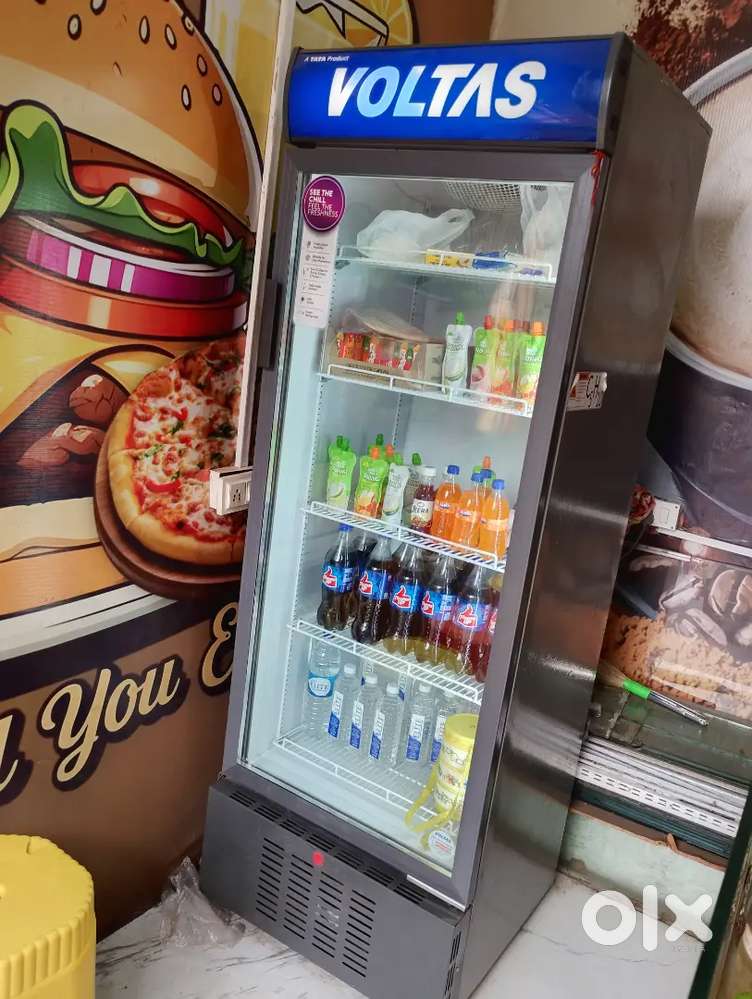 Volta 450 liter display fridge