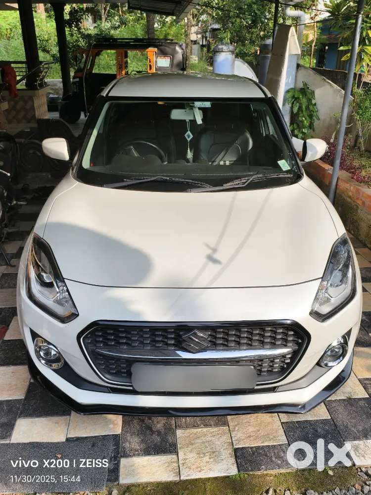 Maruti Suzuki Swift 2021 Petrol Well Maintained 14490 KM driven