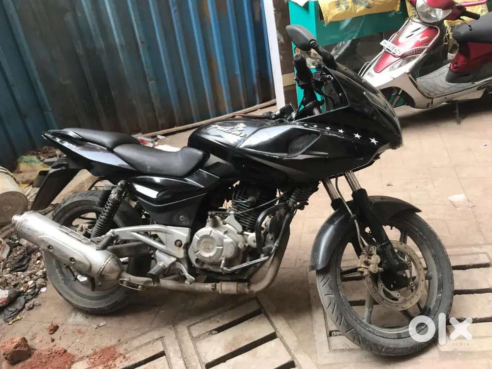 220 pulsar  argent sale