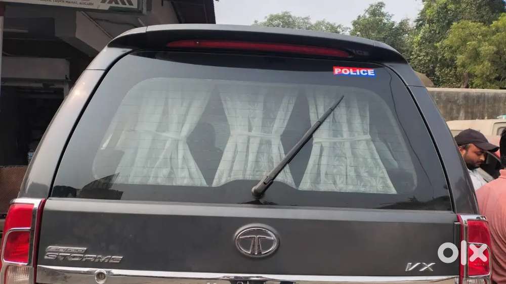 Tata Safari Storme 2018