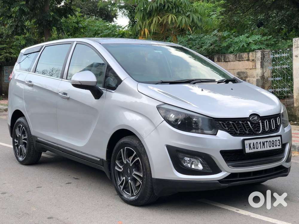 Mahindra Marazzo M8, 2019, Diesel