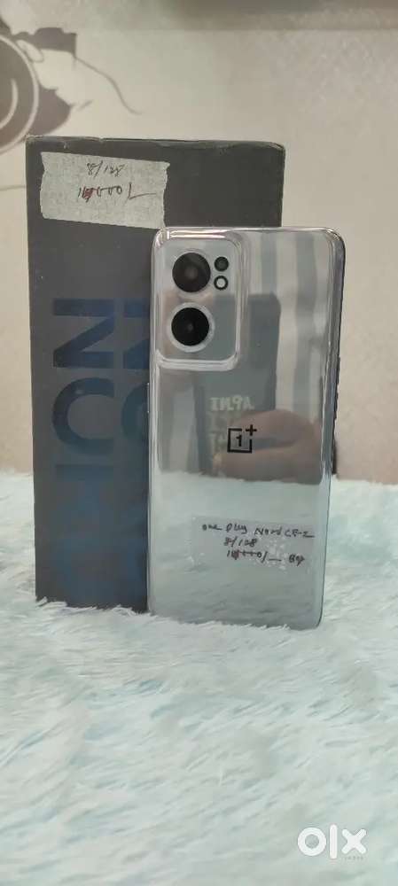 OnePlus Nord CE 2 5G 8/128GB in good condition with box charger