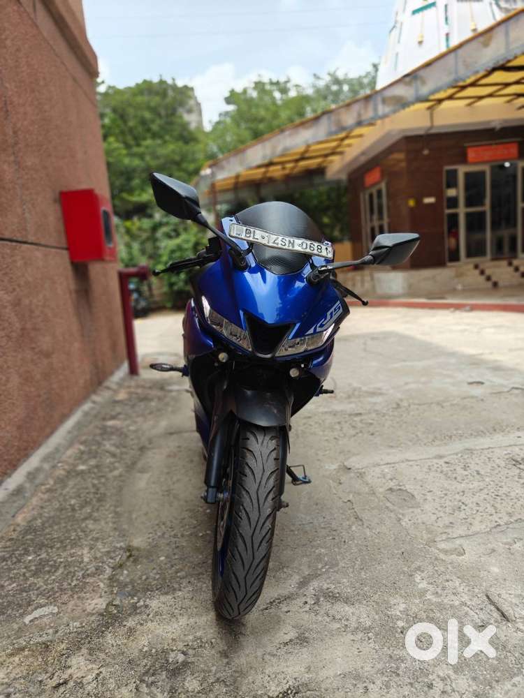 Yamaha R15 V3