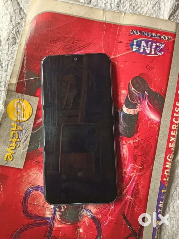 Samsung galaxy m01 black 3gb. 32 gb. 4000 mh battery.