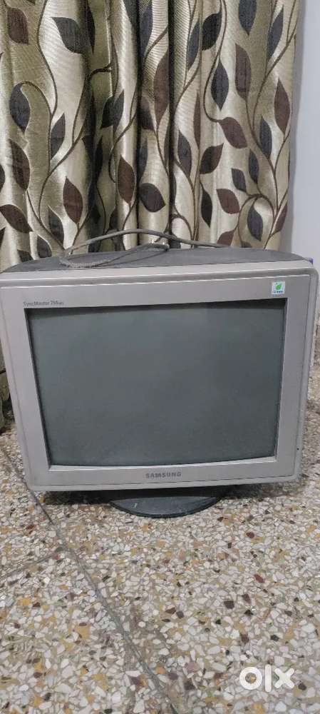 Samsung 17 inchi moniter working condition