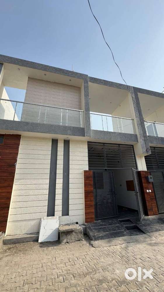 86 GAJ 2BHK HOUSE FOR SALE