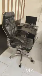 Boss chair