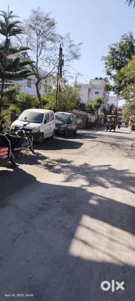 Engineers Enclave, GMS Rd. 40*90. 30 ft road, East Facing.