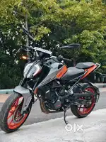 Ride Duke fast ride Duke look