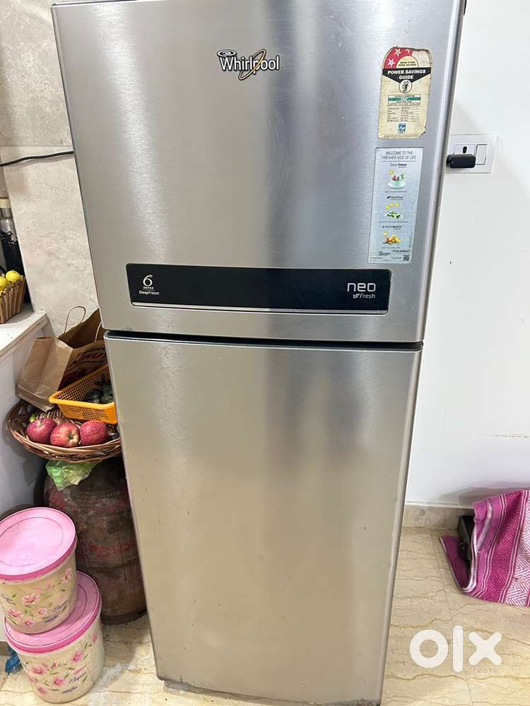 Whirlpool Double Door fridge