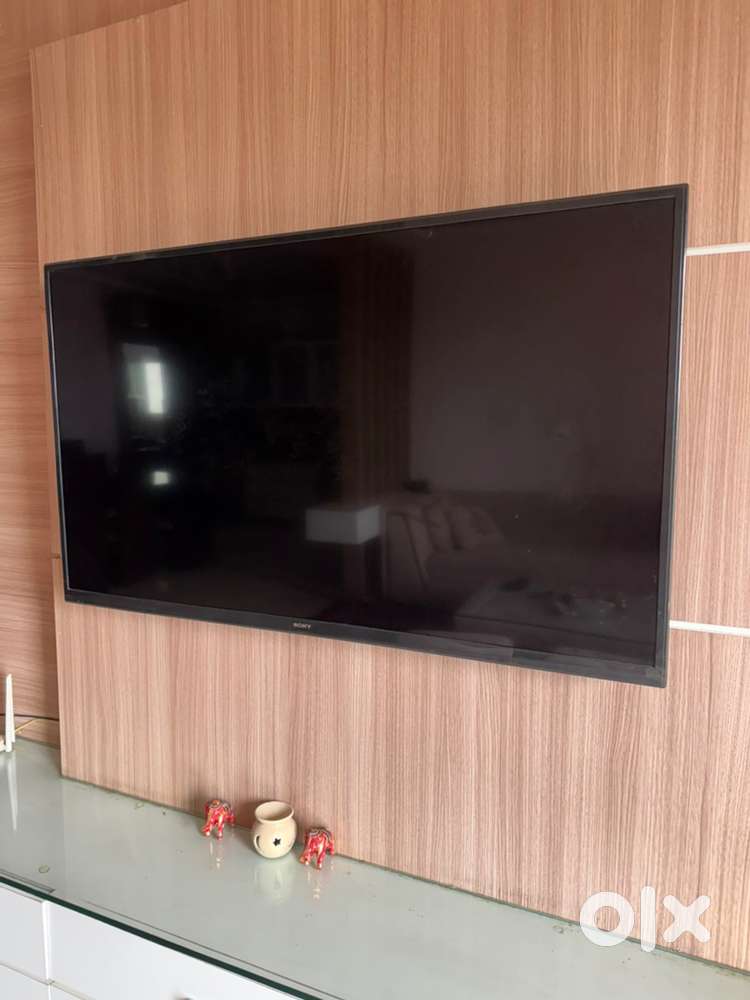 Sony 55 inch Tv in immaculate condition for sale at best price
