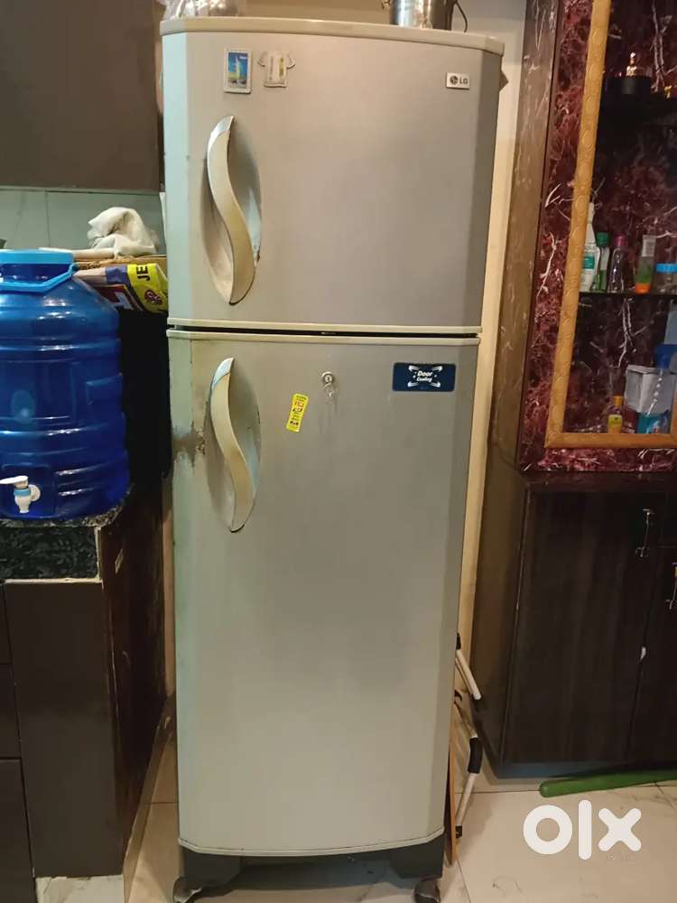 LG double door freedge nd LG semiomtaick washing machine gud condition