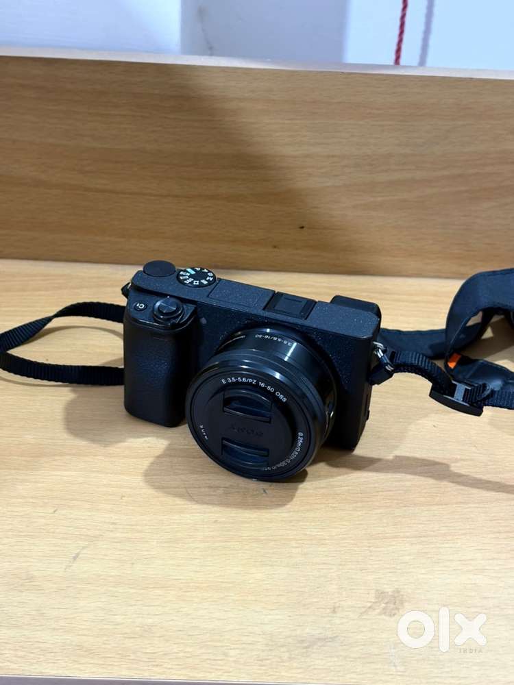 Sony a6400 with 16:50 kit