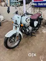 Royal Enfield Classic 350 2023 Model km 13000 First Owner