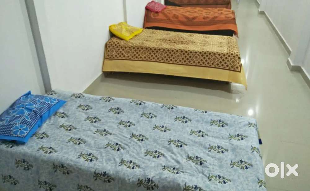 NO DEPOSIT • NO BROKERAGE • PG MOTILAL NAGAR GOREGAON WEST