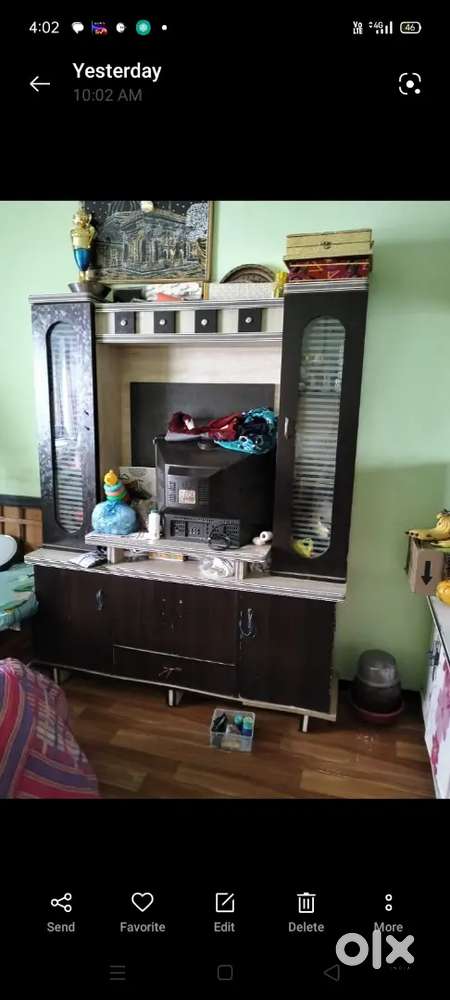 TV showpiece rakhne ka saman